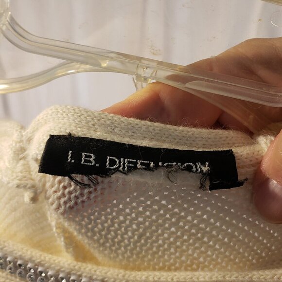 I.B. DIFFUSION Women's Beaded White Sweater Size M/L - Picture 5 of 5